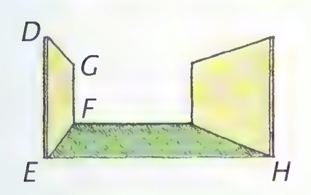 Two green wall planes meeting a floor plane, with labels D, G, F, E, and H.