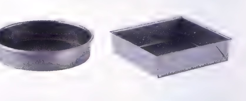 Photographs of a round cake pan and a square cake pan side by side.